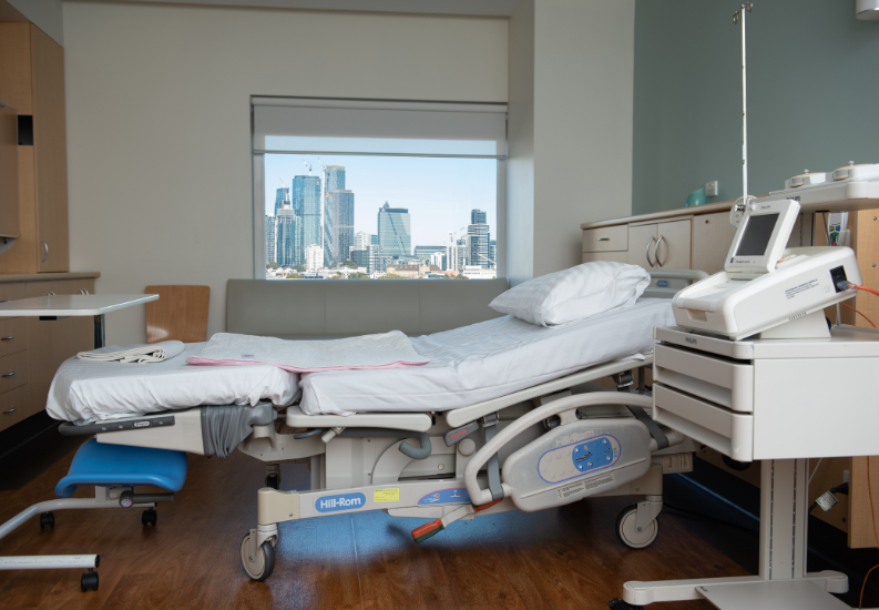 深圳代怀价格多少,恶心呕吐月经停止！